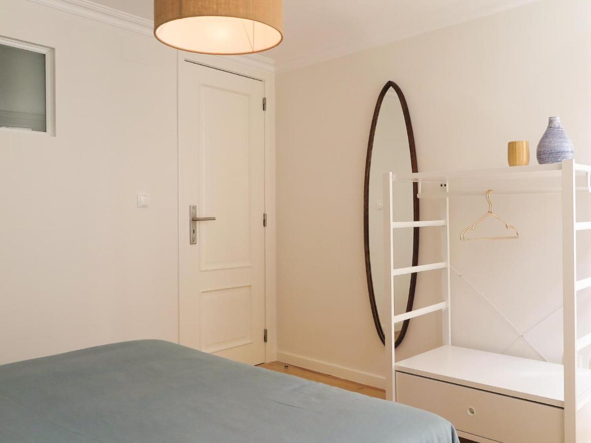 Historic Alfama Apt With Modern Style Lisboa Ngoại thất bức ảnh